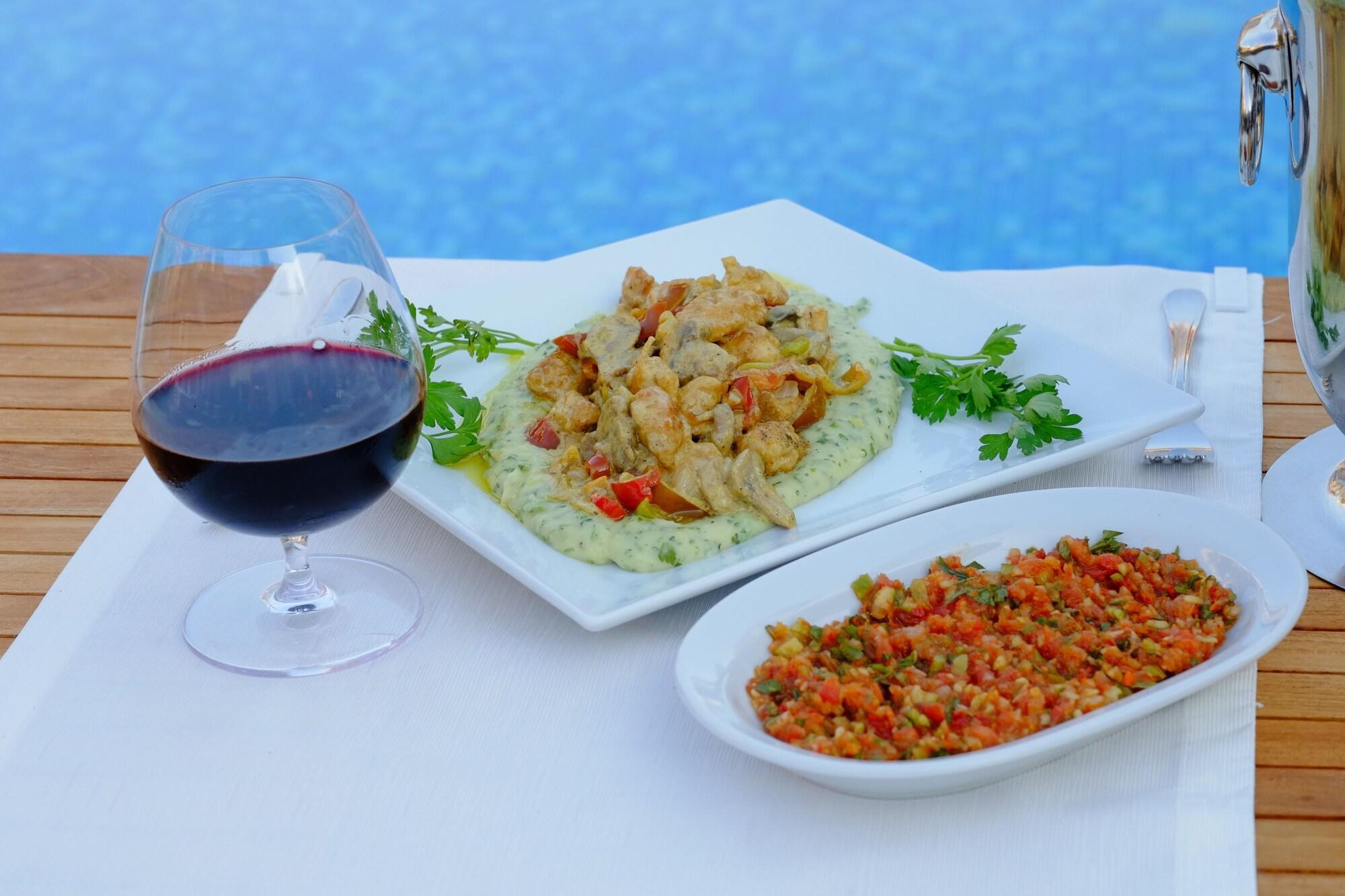 Villa Rustica Hotel Gundogan  Exterior photo